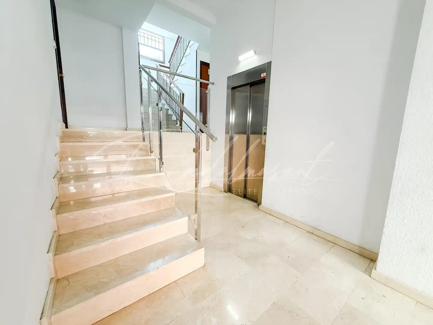 Flat for sale in Centre