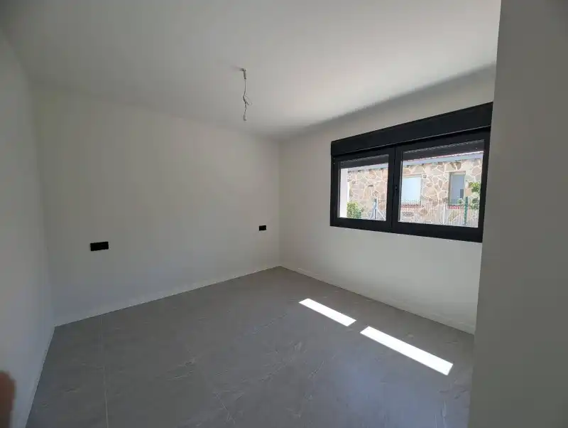 Casa adosada en venta en El Espinar con Calefacción y Terraza