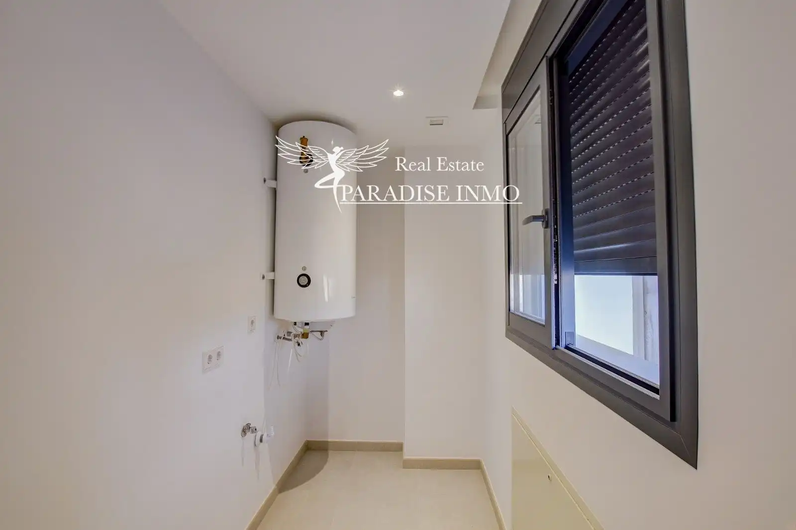 Habitación de Ático de alquiler en Santa Eulària des Riu con Aire acondicionado, Calefacción y Terraza