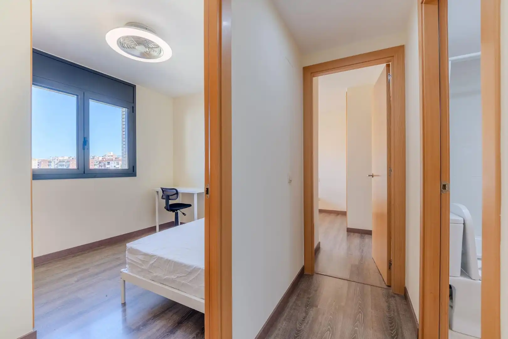 Schlafzimmer von Wohnung zur Miete in Salt