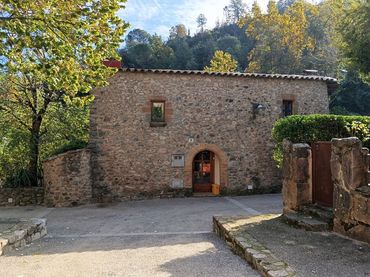 Casa rústica con jardín en venta en Plaça Verger 2