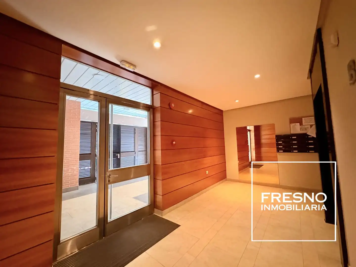 Flat for sale in Madrid  with Heating, Storage room and Community pool