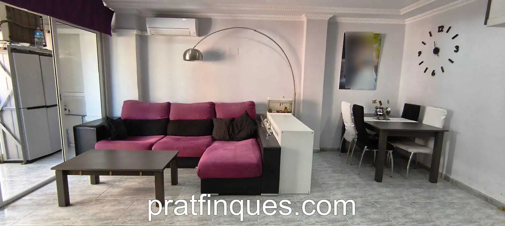 Sala d'estar de Pis en venda en El Prat de Llobregat amb Aire condicionat, Calefacció i Forn