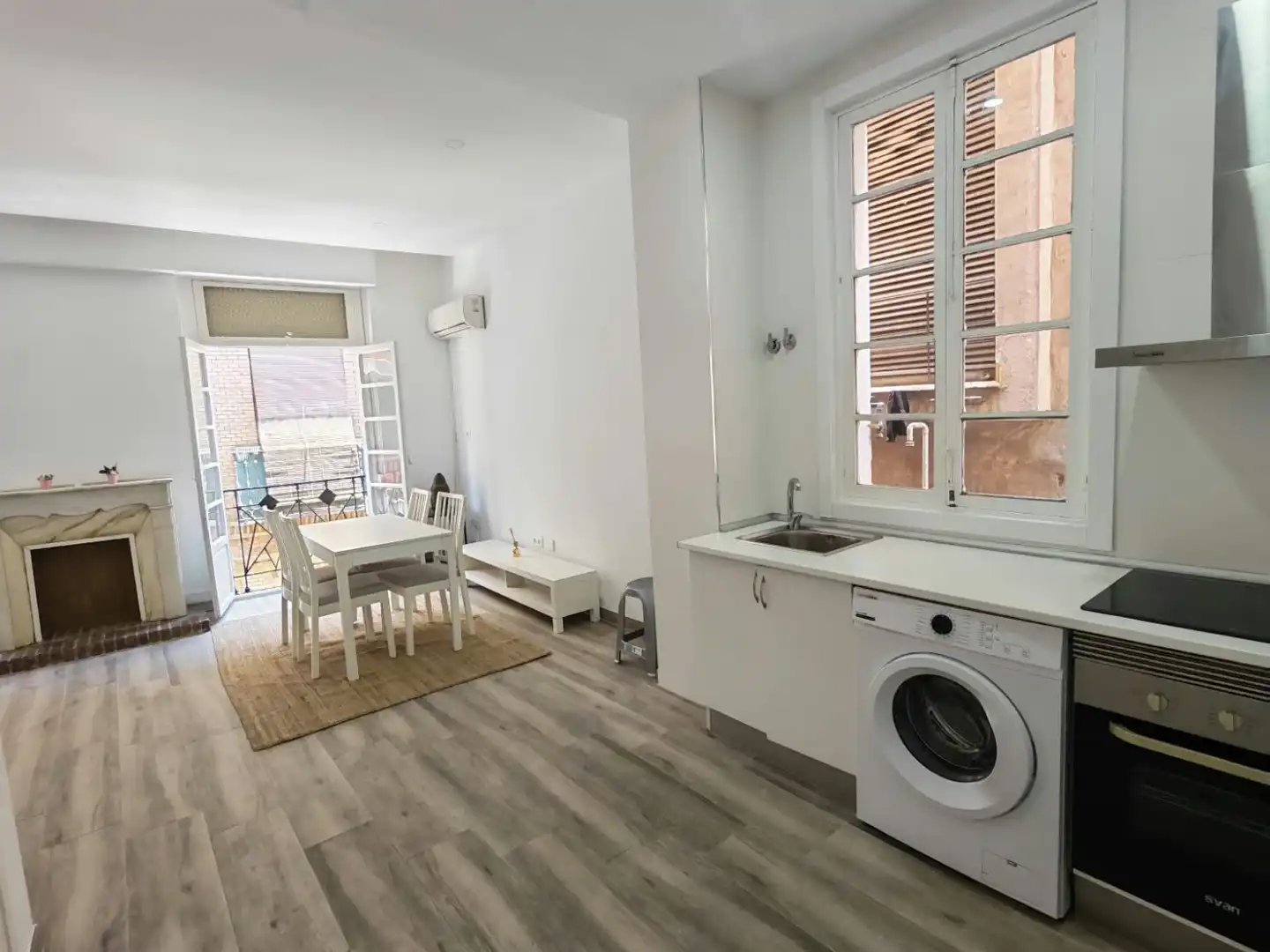 Mini appartamento con terrazza in affitto a Centro, imagen 2