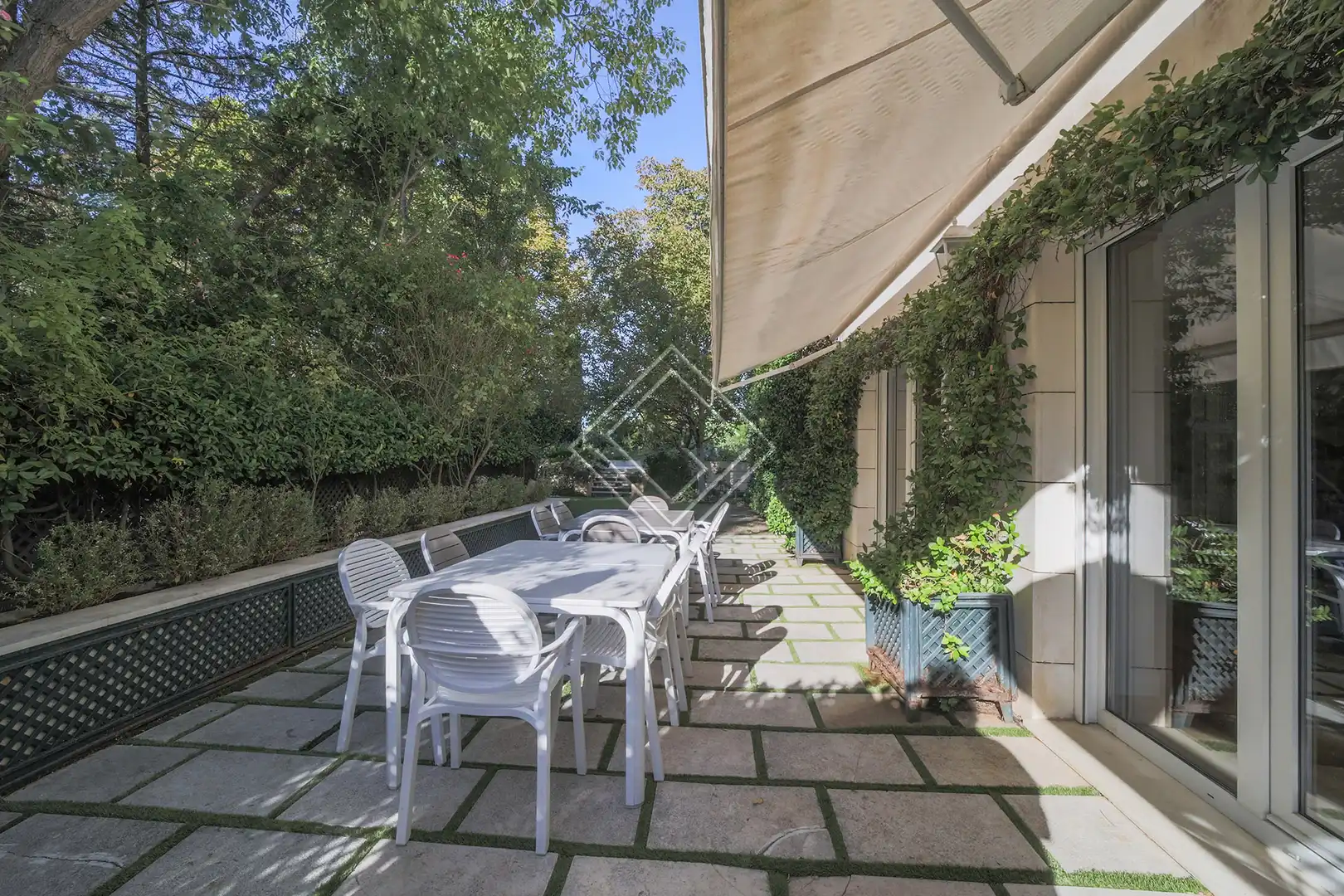 Terraza de Casa o chalet en venta en Madrid con Aire acondicionado, Calefacción y Jardín privado