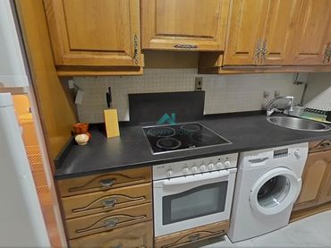 Piso con balcón en venta en Calle LA RONDA