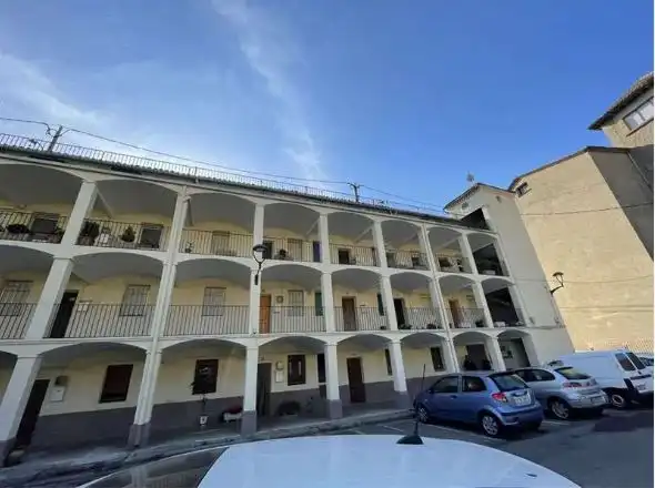 Außenansicht von Wohnung zum Verkauf in Casserres