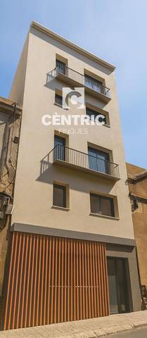 Piso en Venta en Mare de Deu dels Àngels en Barri del Centre