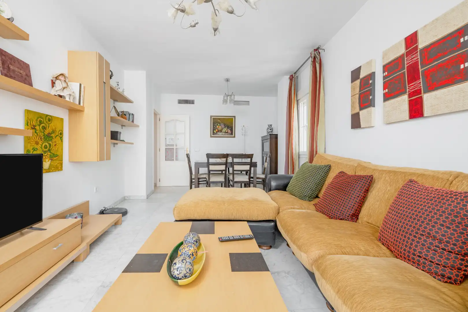 Sala d'estar de Àtic en venda en Marbella amb Aire condicionat, Calefacció i Terrassa