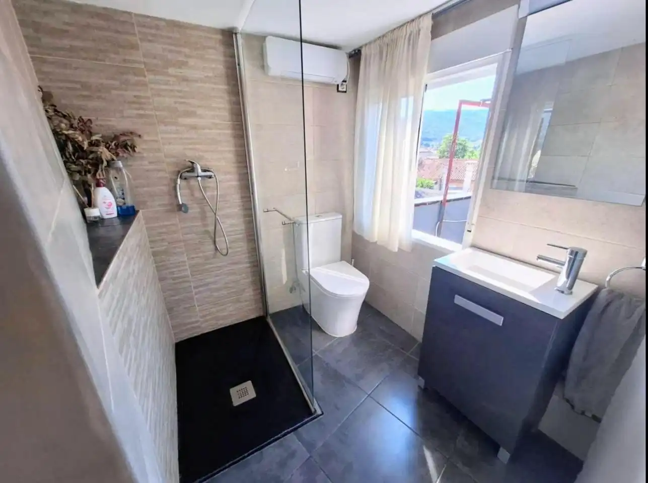 Bathroom of Houses for sale in Centre  