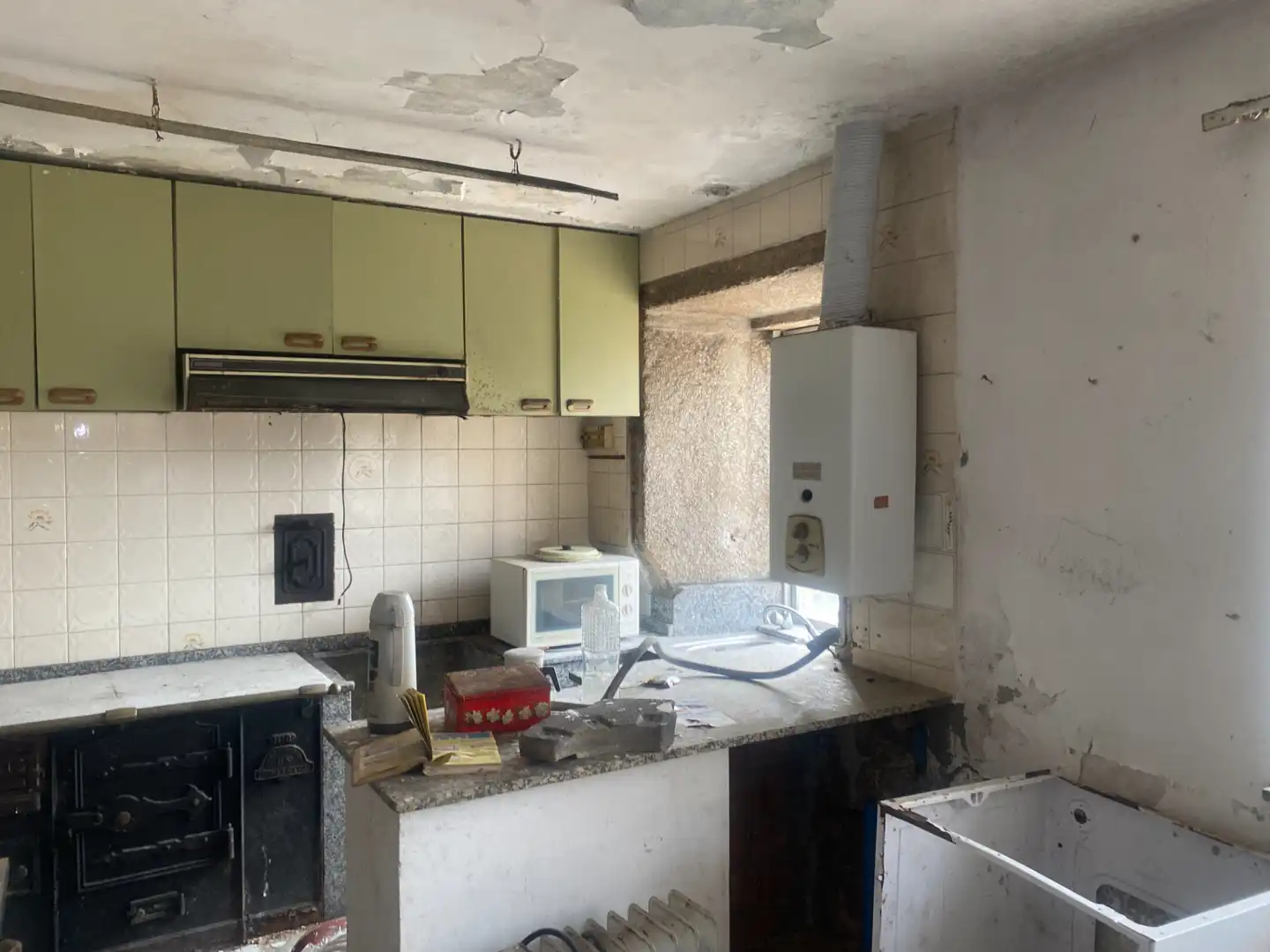 Cocina de Finca rústica en venta en Teo