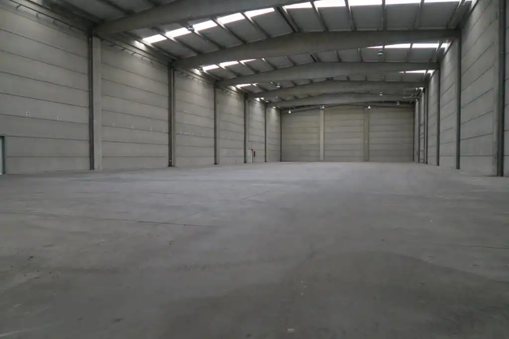 Nau industrial en venda en Gualba amb Alarma