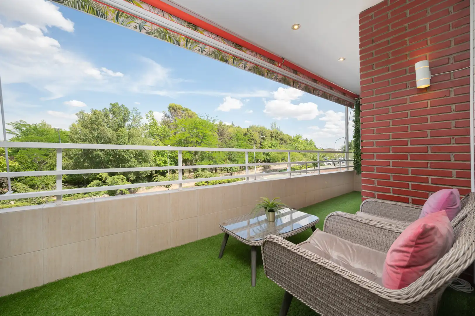 Terraza de Piso en venta en Colmenar Viejo con Calefacción, Terraza y Piscina comunitaria