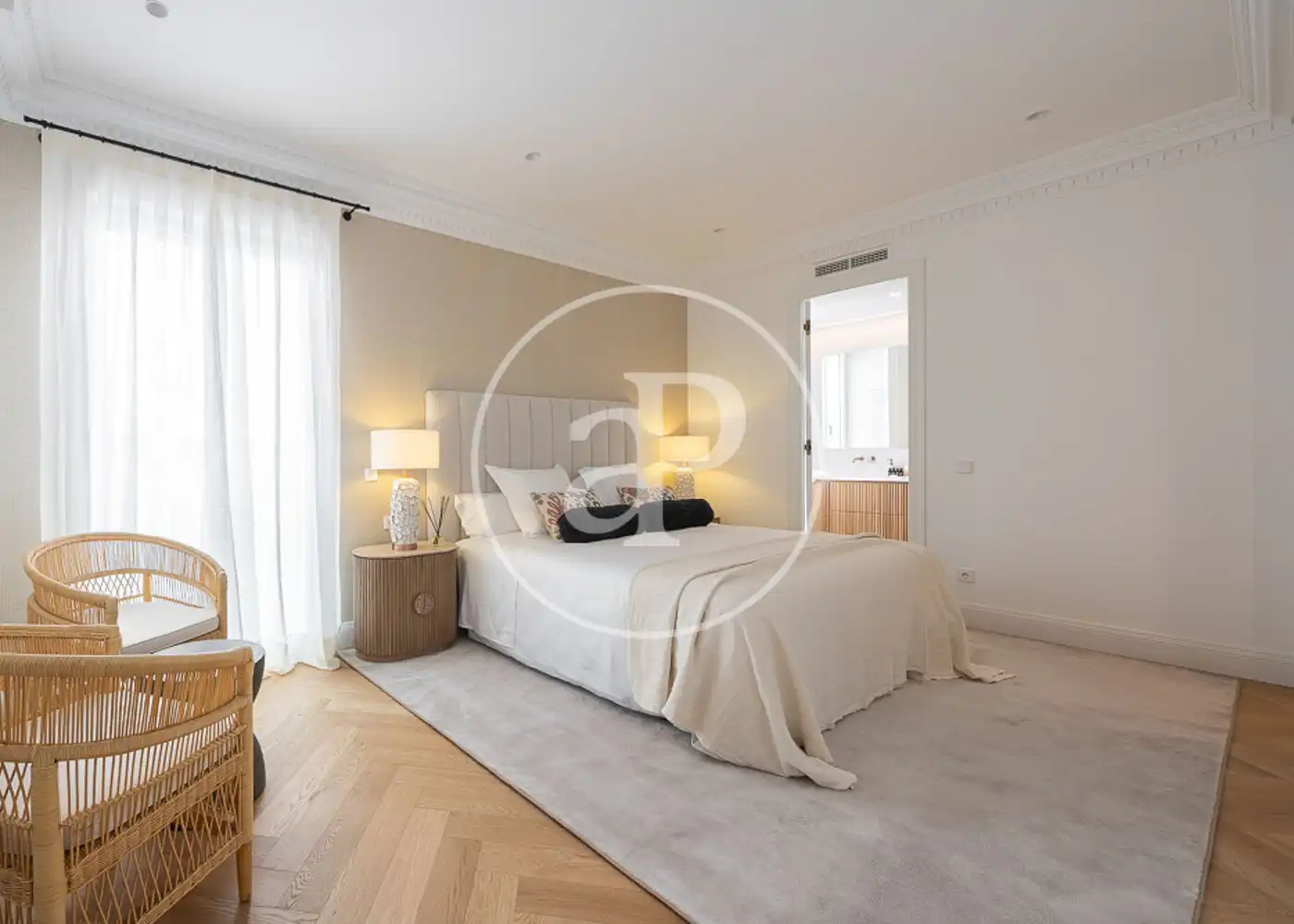 Bedroom of Flat for sale in Madrid  with Air Conditioner, Heating and Furnished