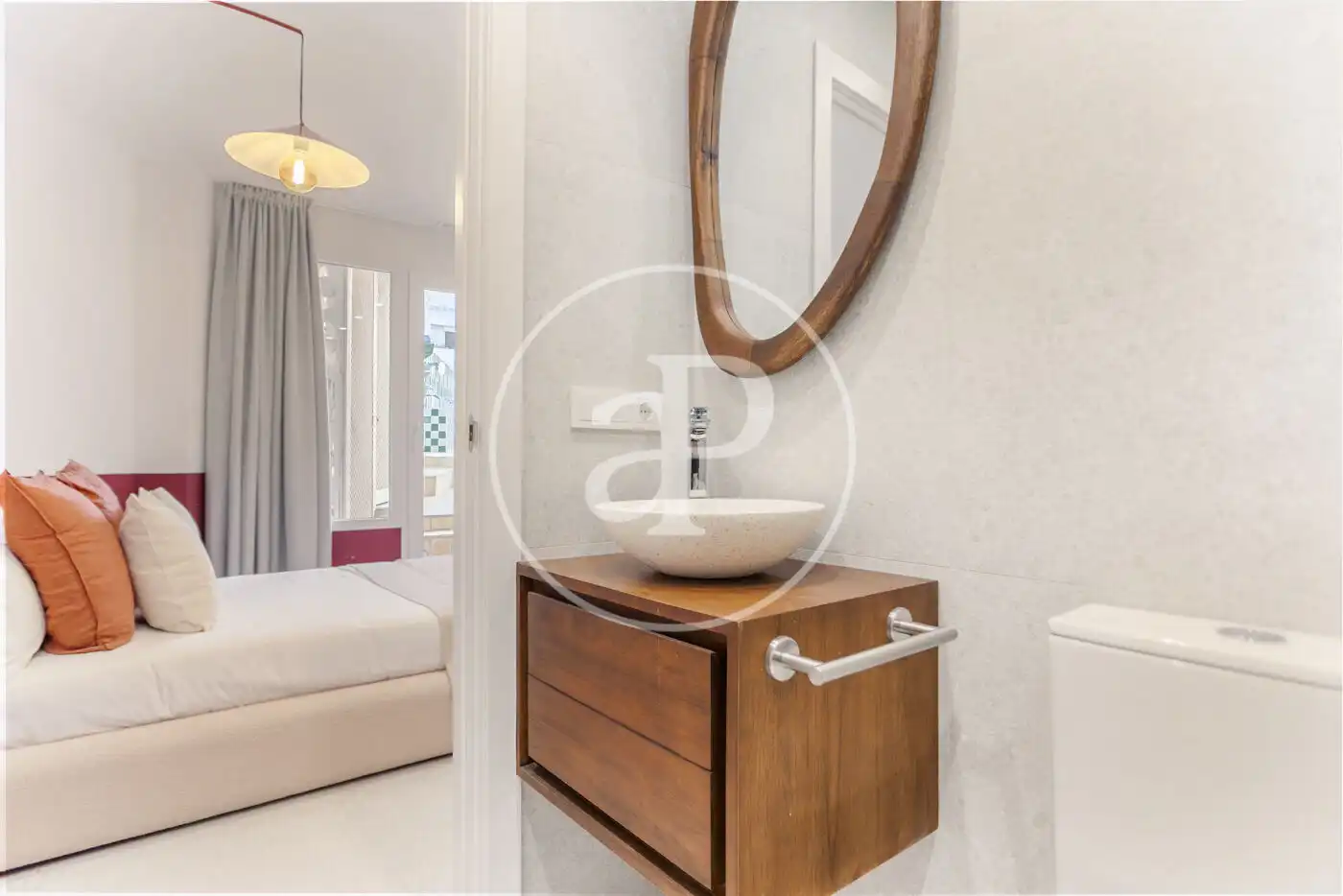 Baño de Piso en venta en Valencia con Aire acondicionado, Calefacción y Terraza