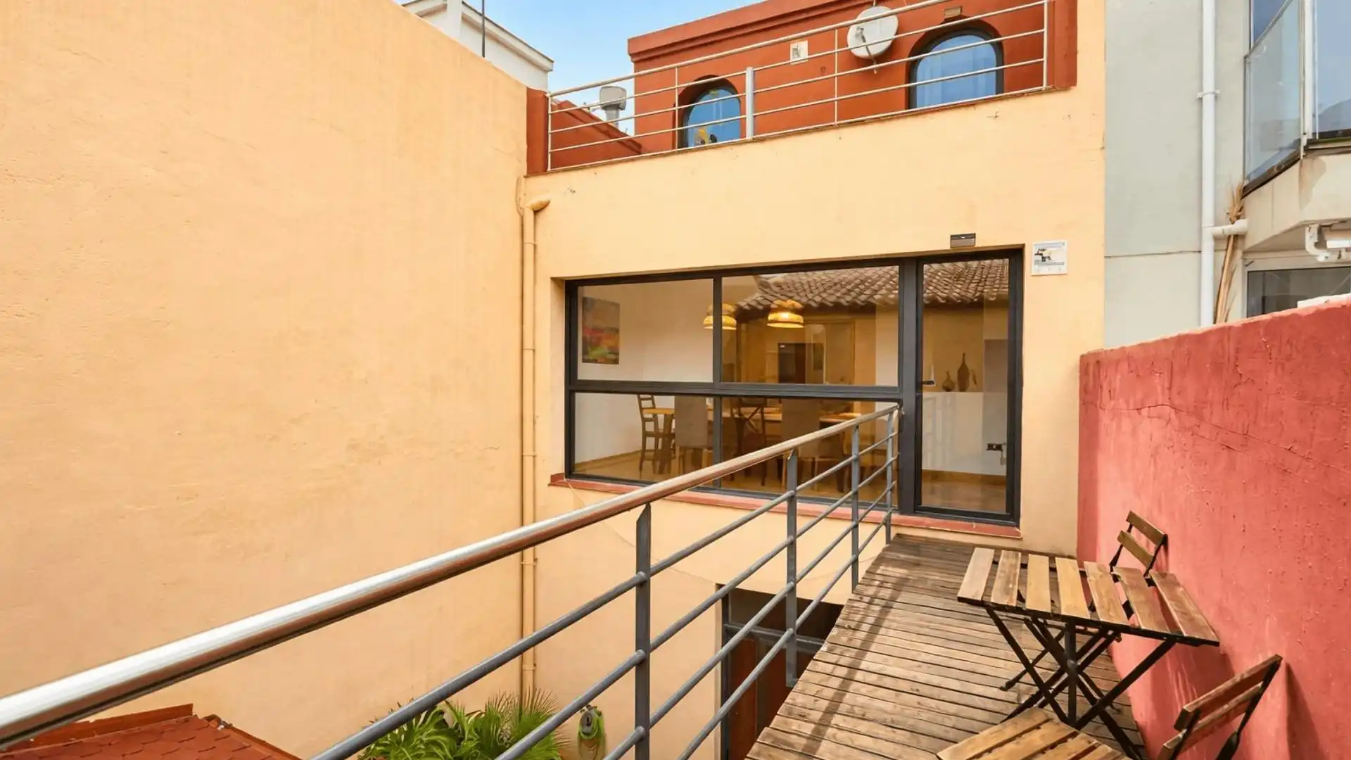 Terrassa de Casa adosada en venda en Sant Feliu de Llobregat amb Terrassa