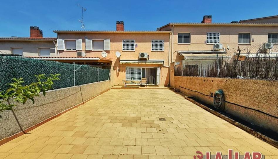 Foto 1 de Casa adosada en venda a Montornès del Vallès, Barcelona