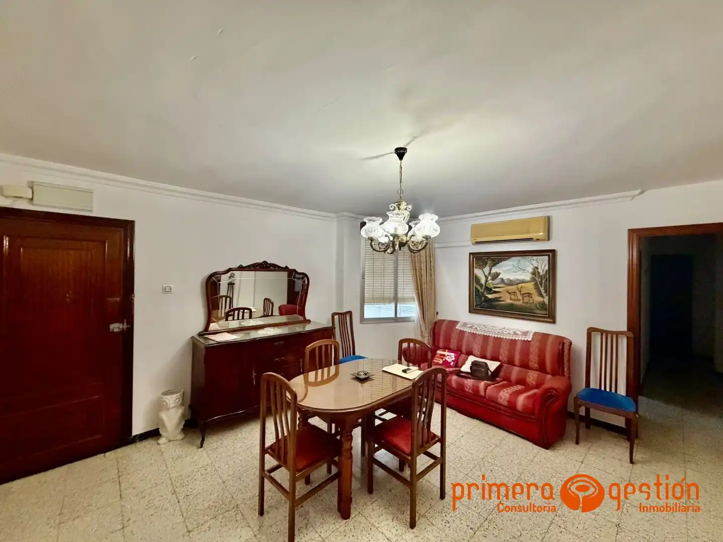 Vista exterior de Piso en venta en Lora del Río con Aire acondicionado y Balcón