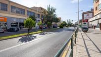 Vista exterior de Pis en venda en  Granada Capital amb Terrassa