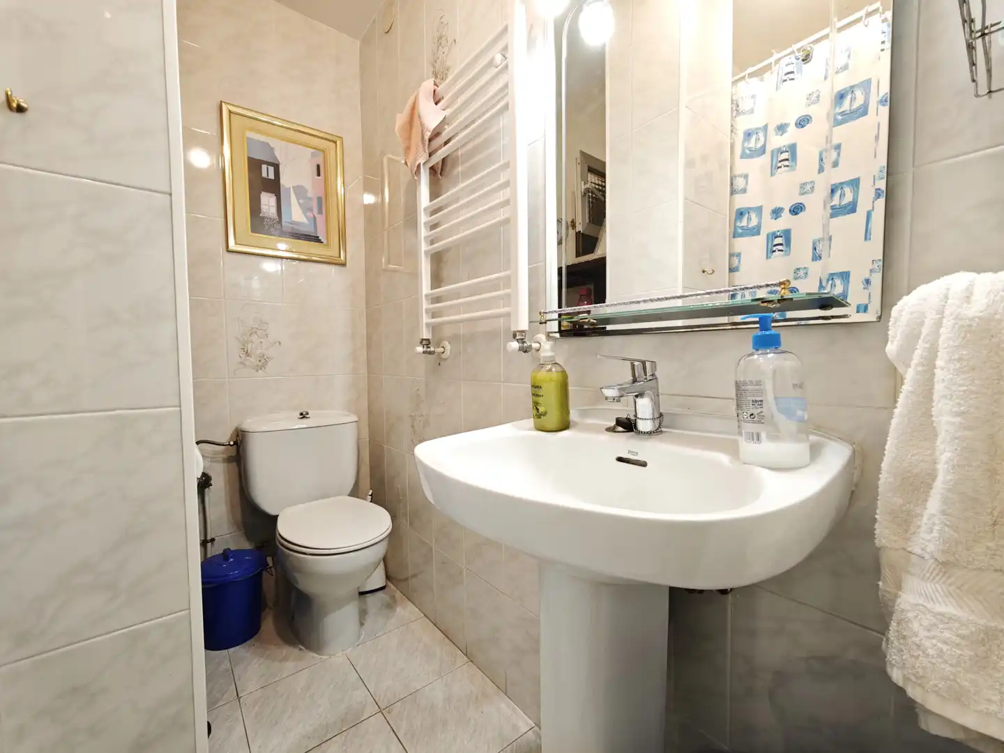 Baño de Piso en venta en Madrid con Calefacción y Amueblado