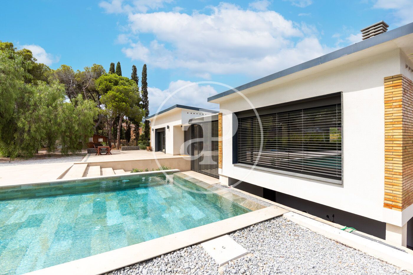 Exterior view of House or chalet for sale in Tiana  with Air Conditioner, Heating and Private garden