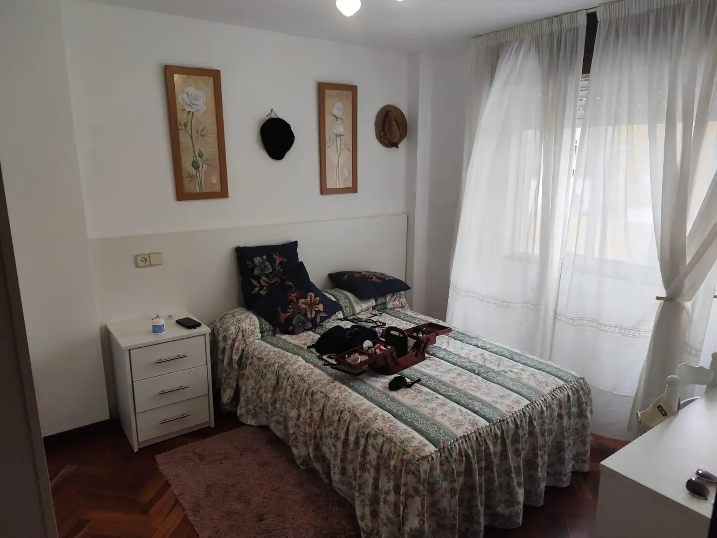 Schlafzimmer von Wohnung zum Verkauf in Carballo mit Heizung und Möbliert