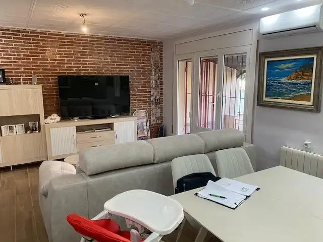 Sala de estar de Planta baja en venta en Sant Celoni con Aire acondicionado, Calefacción y Jardín privado
