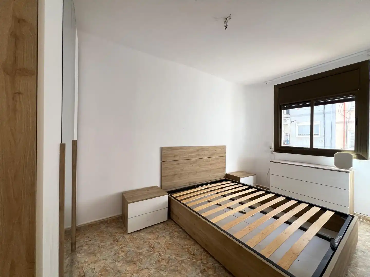 Bedroom of Flat for sale in L'Hospitalet de Llobregat  with Air Conditioner, Heating and Furnished