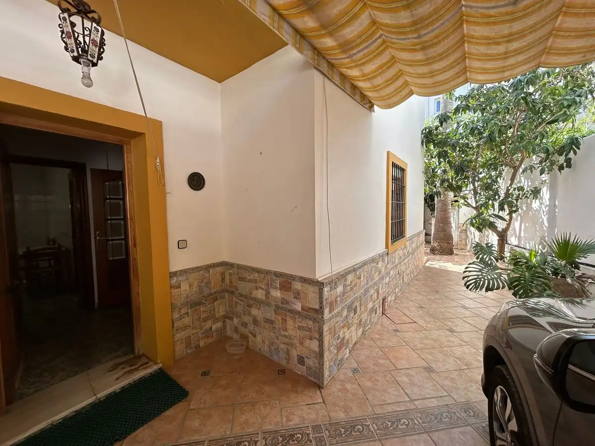 Houses for sale in Torremolinos  with Air Conditioner, Private garden and Furnished