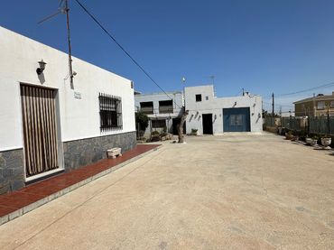 Villa avec jardin à vendre à Los Ángeles - Cruz de Caravaca