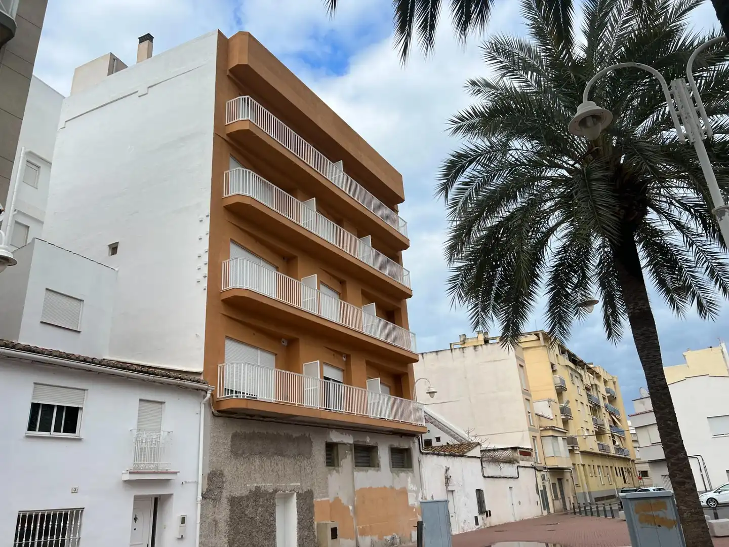 Vista exterior de Traster en venda en Gandia