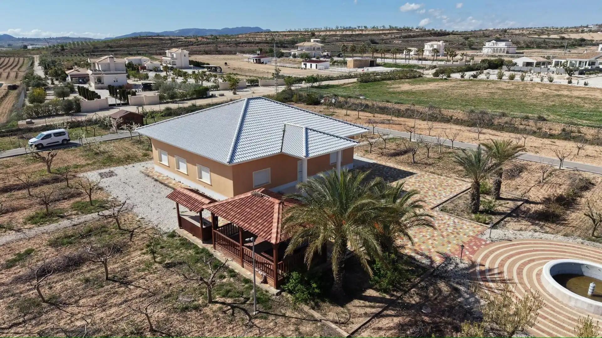 Detached house for sale in El Pinós / Pinoso