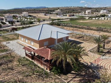Villa à vendre à El Pinós / Pinoso