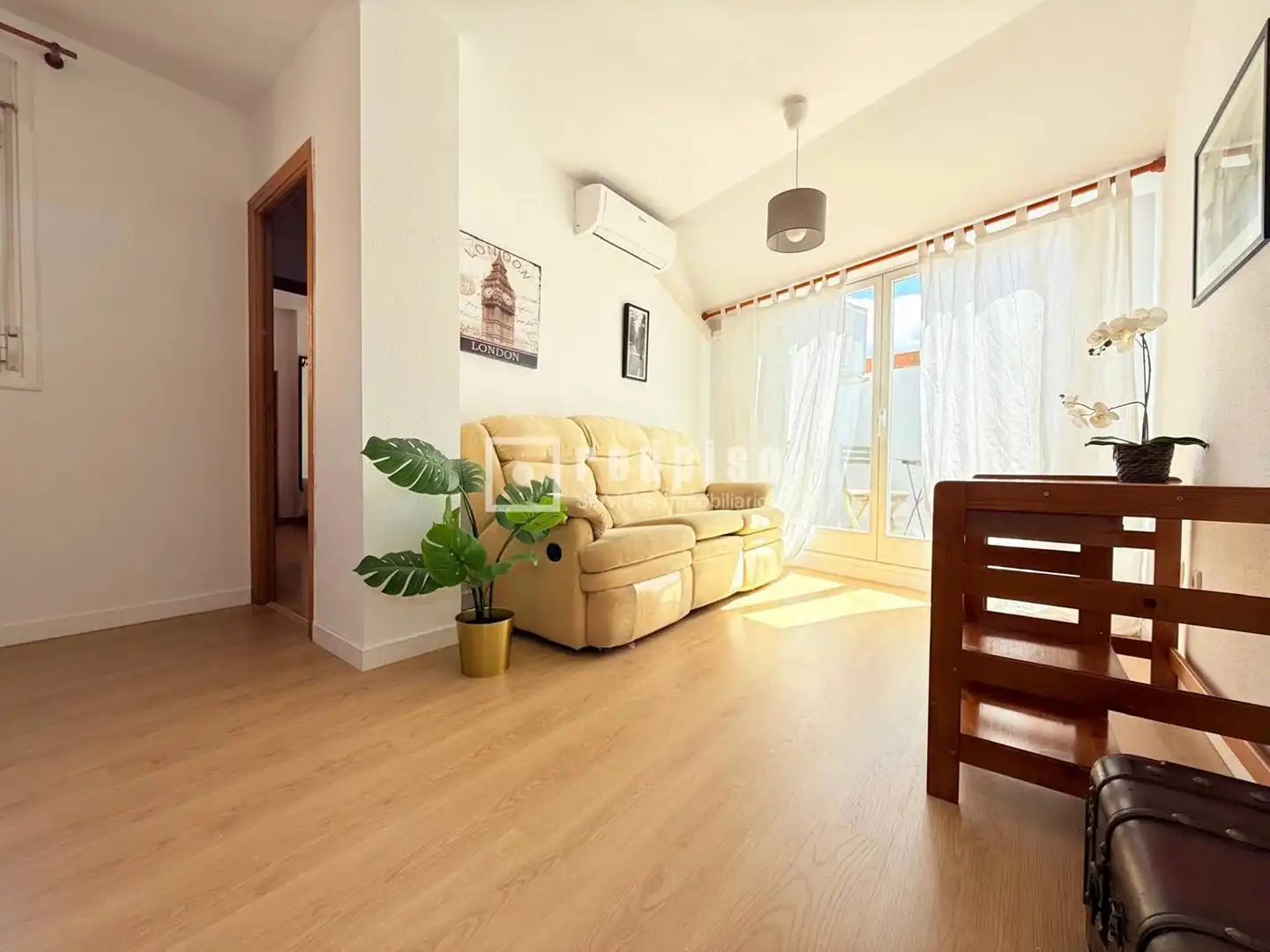 Sala de estar de Piso en venta en Collado Villalba con Aire acondicionado, Calefacción y Jardín privado