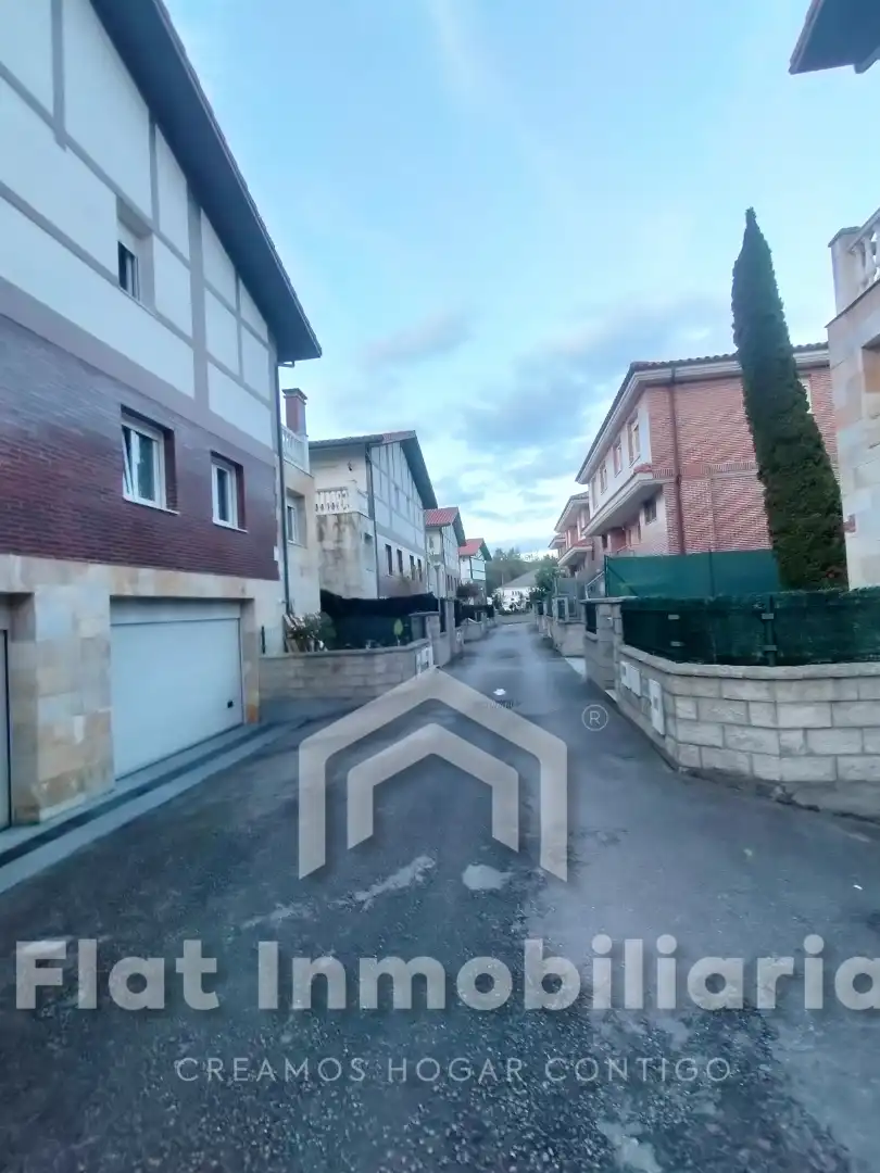 Habitatge amb terrassa en venda a Barrio Sámano 85b, imagen 5