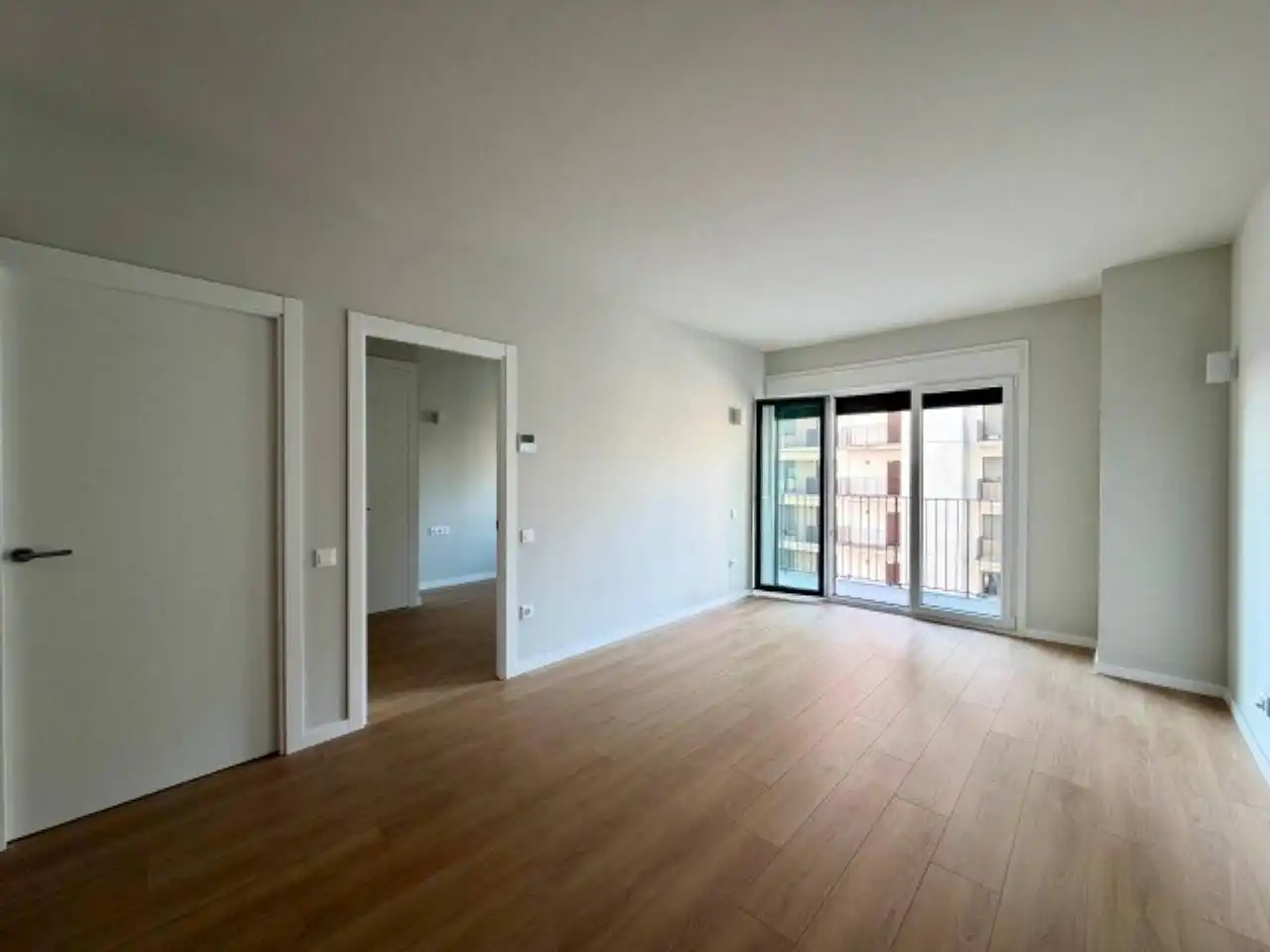 Bedroom of Flat for rent in Terrassa  with Air Conditioner, Heating and Parquet flooring