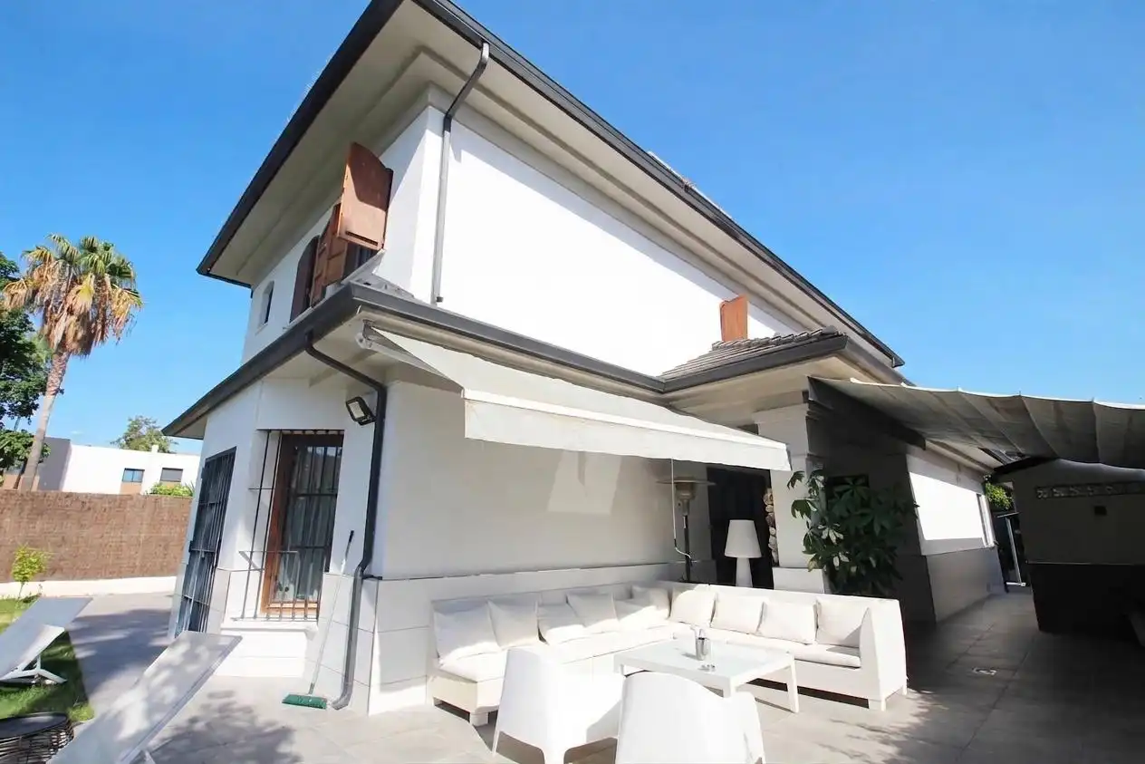 Detached house with pool for sale in Avenida - Divina Pastora - Plaza de Toros, imagen 6