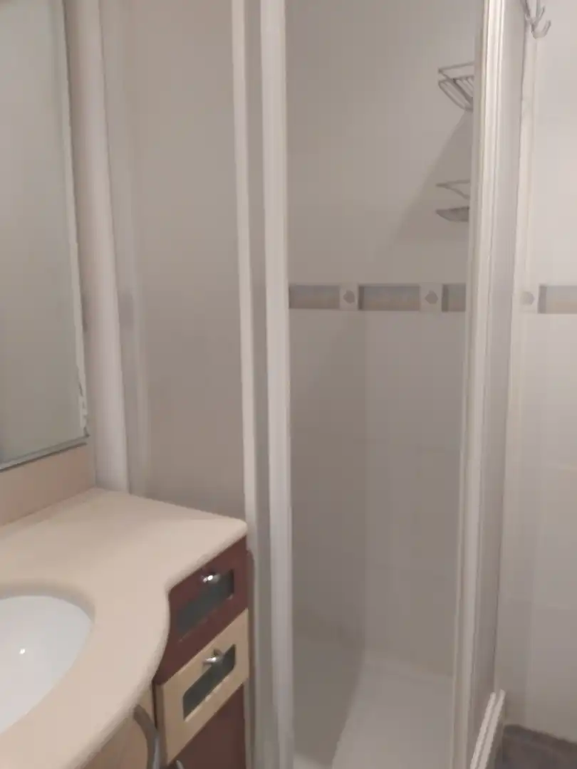 Baño de Piso en venta en Valencia con Amueblado y Horno