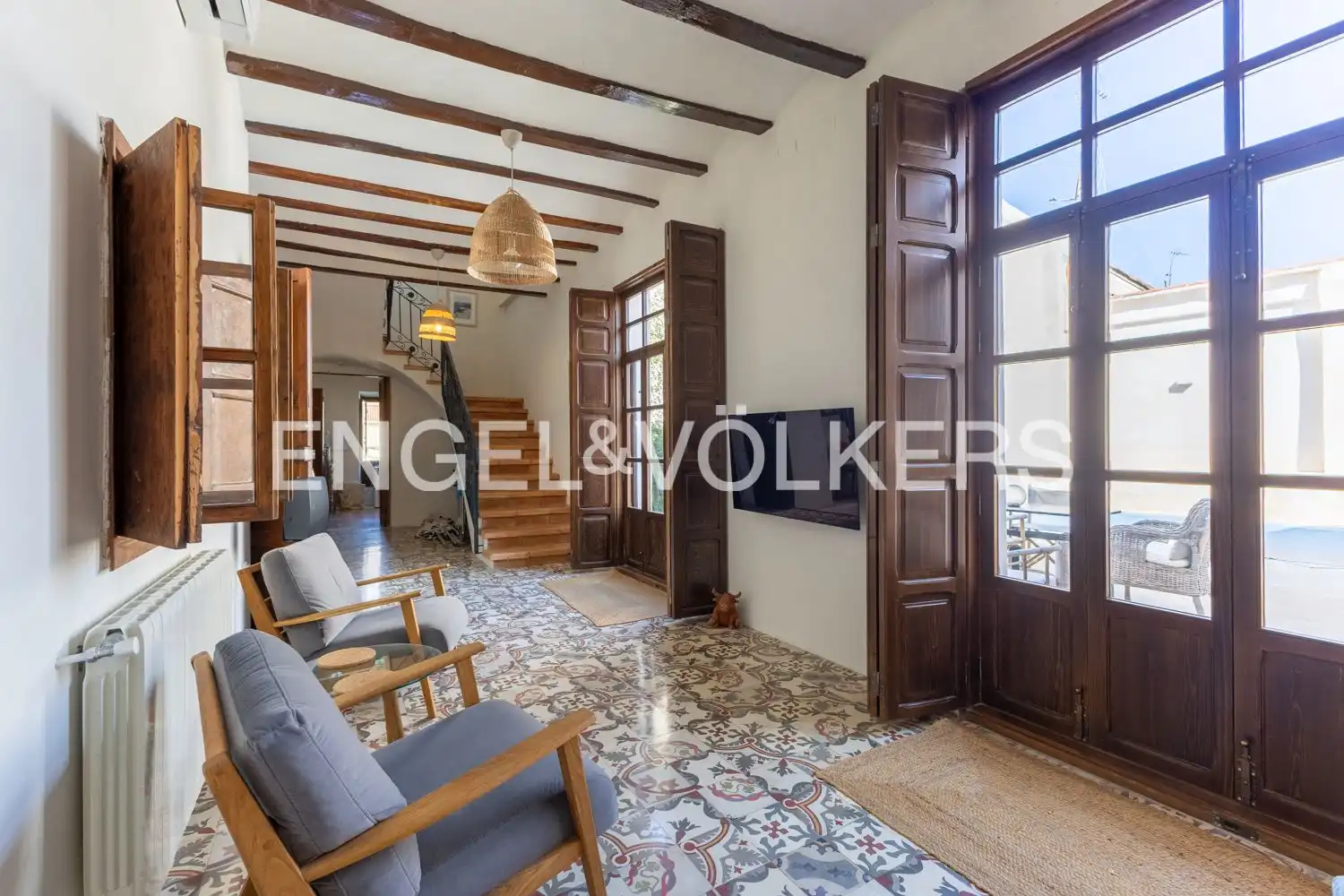 Sala d'estar de Casa adosada en venda en Xàtiva amb Calefacció, Terrassa i Piscina