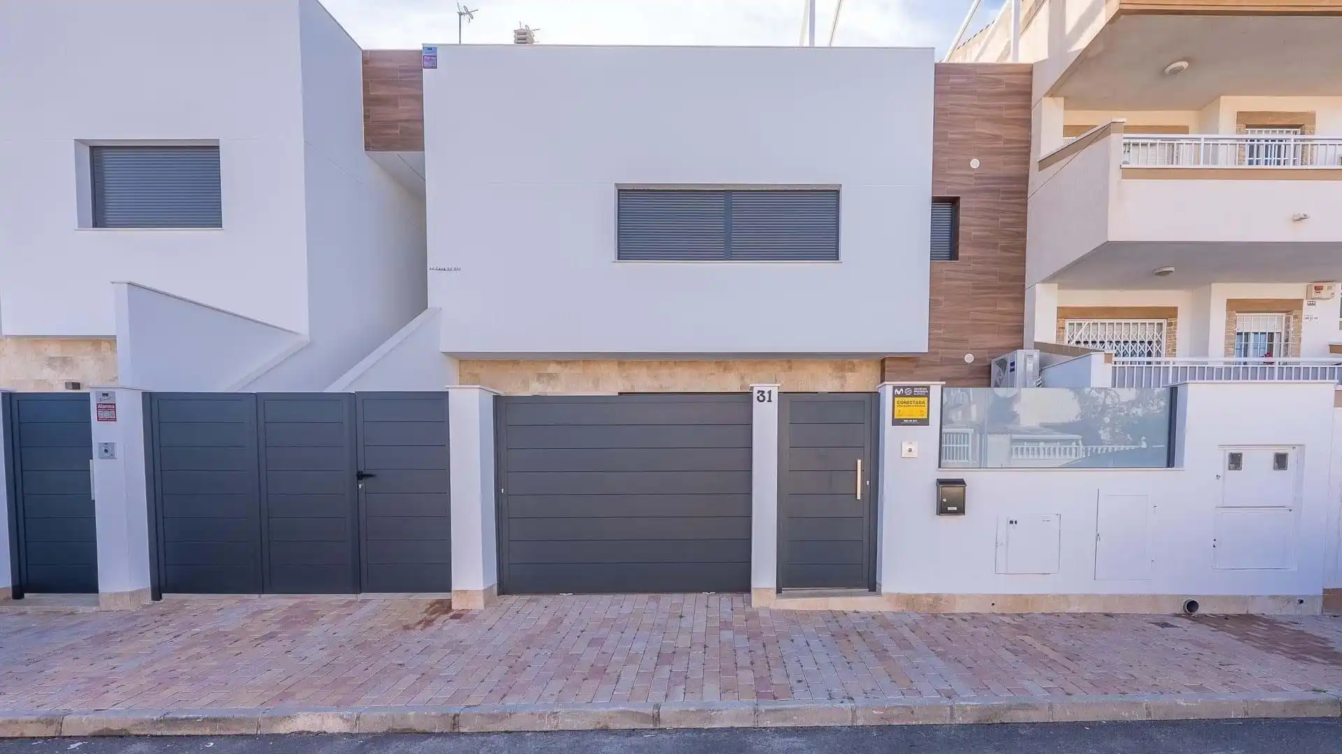 Vista exterior de Casa o chalet en venta en San Pedro del Pinatar con Aire acondicionado, Calefacción y Amueblado