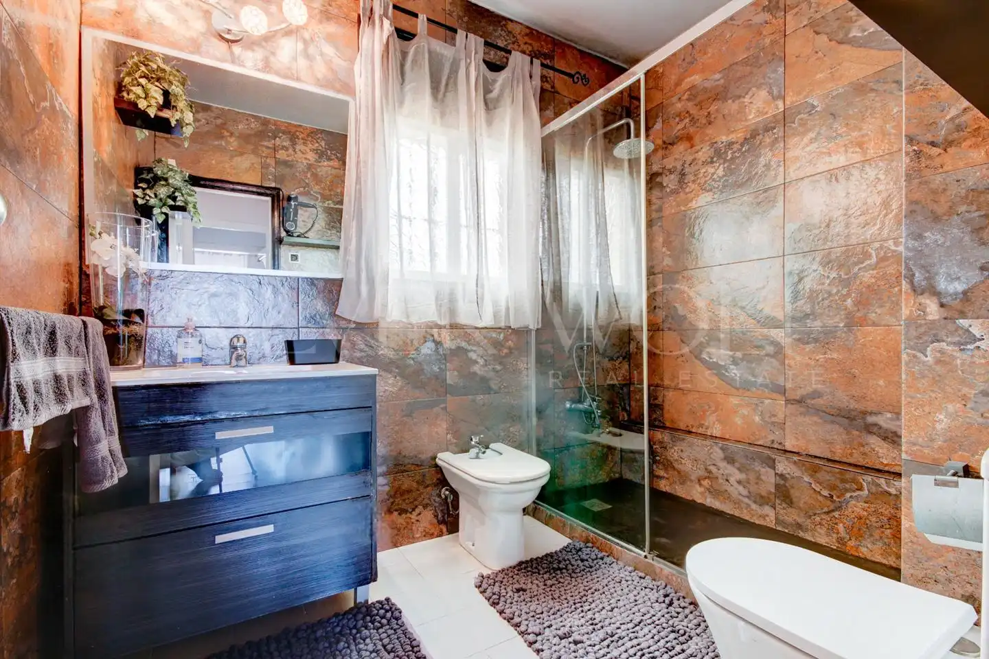 Badezimmer von Haus oder Chalet zum Verkauf in Cunit mit Klimaanlage, Heizung und Privatgarten