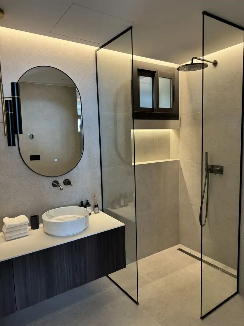 Baño de Ático de alquiler en Marbella con Aire acondicionado, Terraza y Amueblado