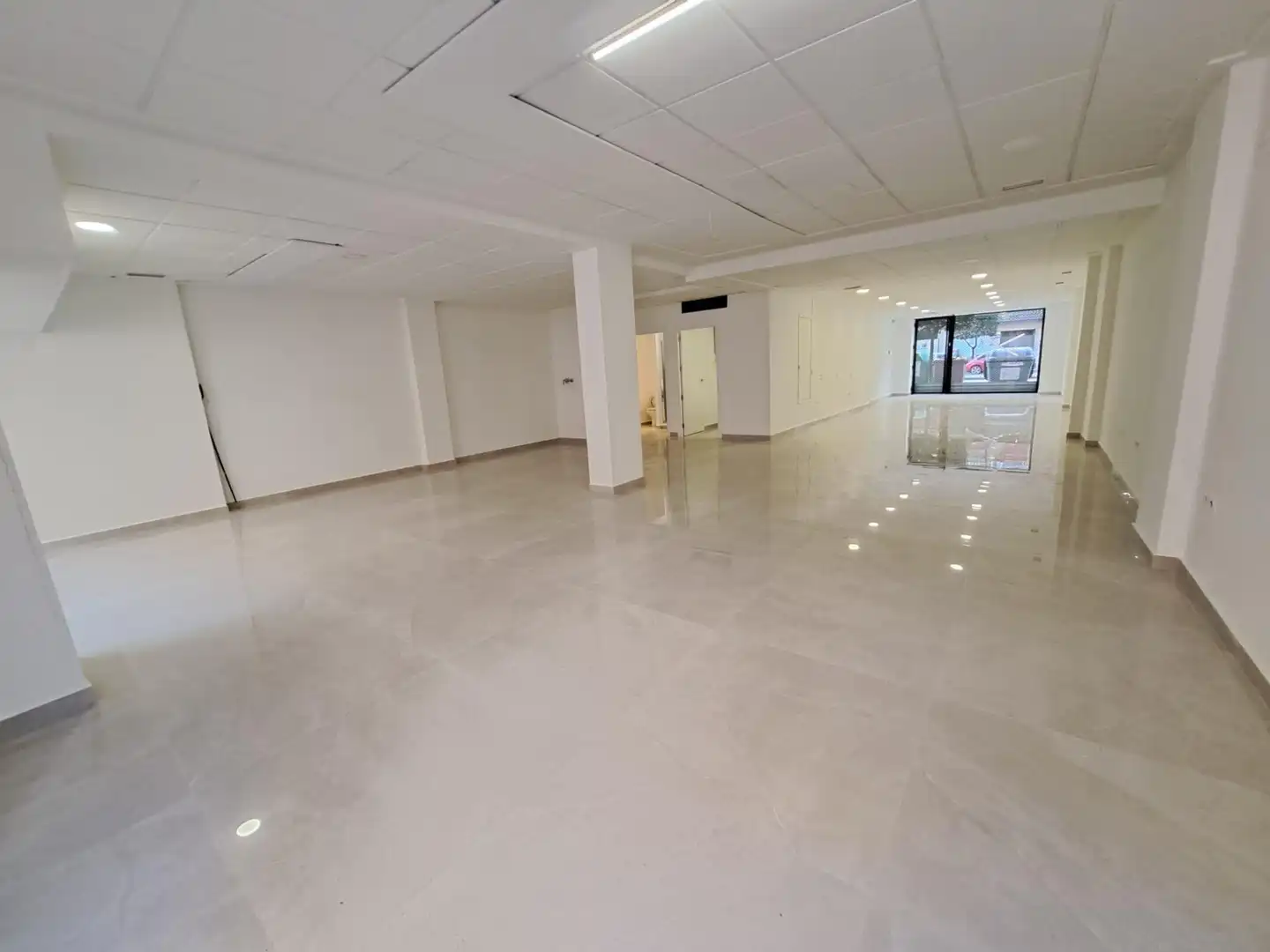 Local de alquiler en Alzira con Aire acondicionado