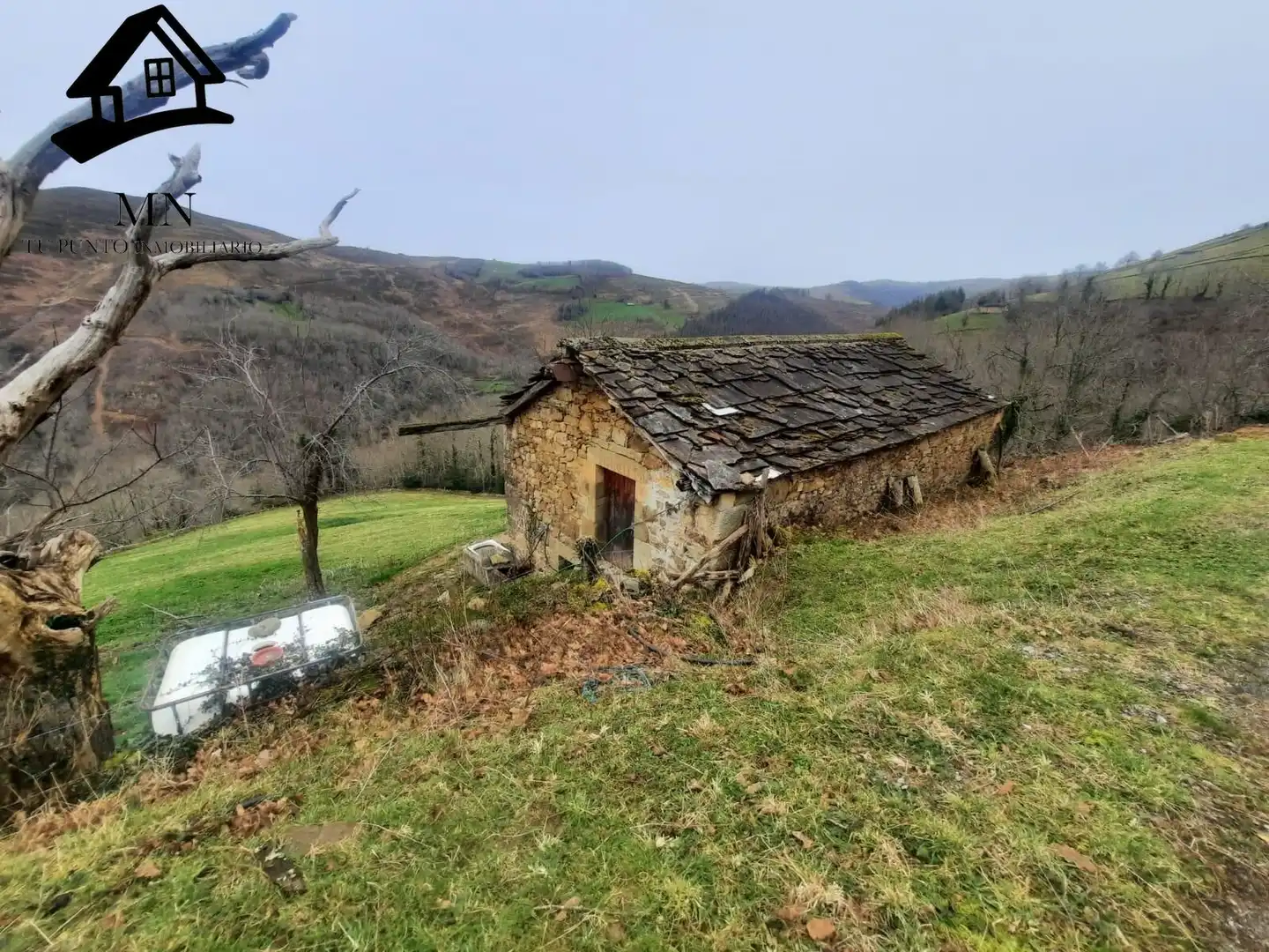 Casa rústica amb jardí en venda a San Pedro del Romeral, imagen 9