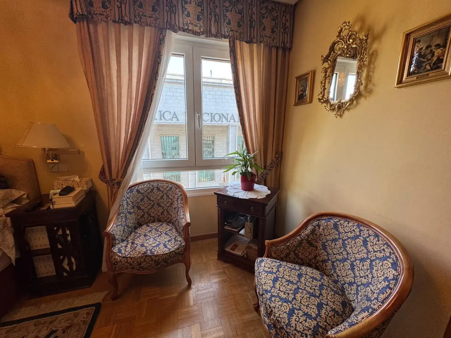 Bedroom of Flat for sale in Madrid  with Air Conditioner, Heating and Terrace