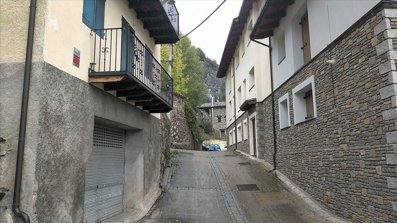Exterior view of House or chalet for sale in El Pont de Suert