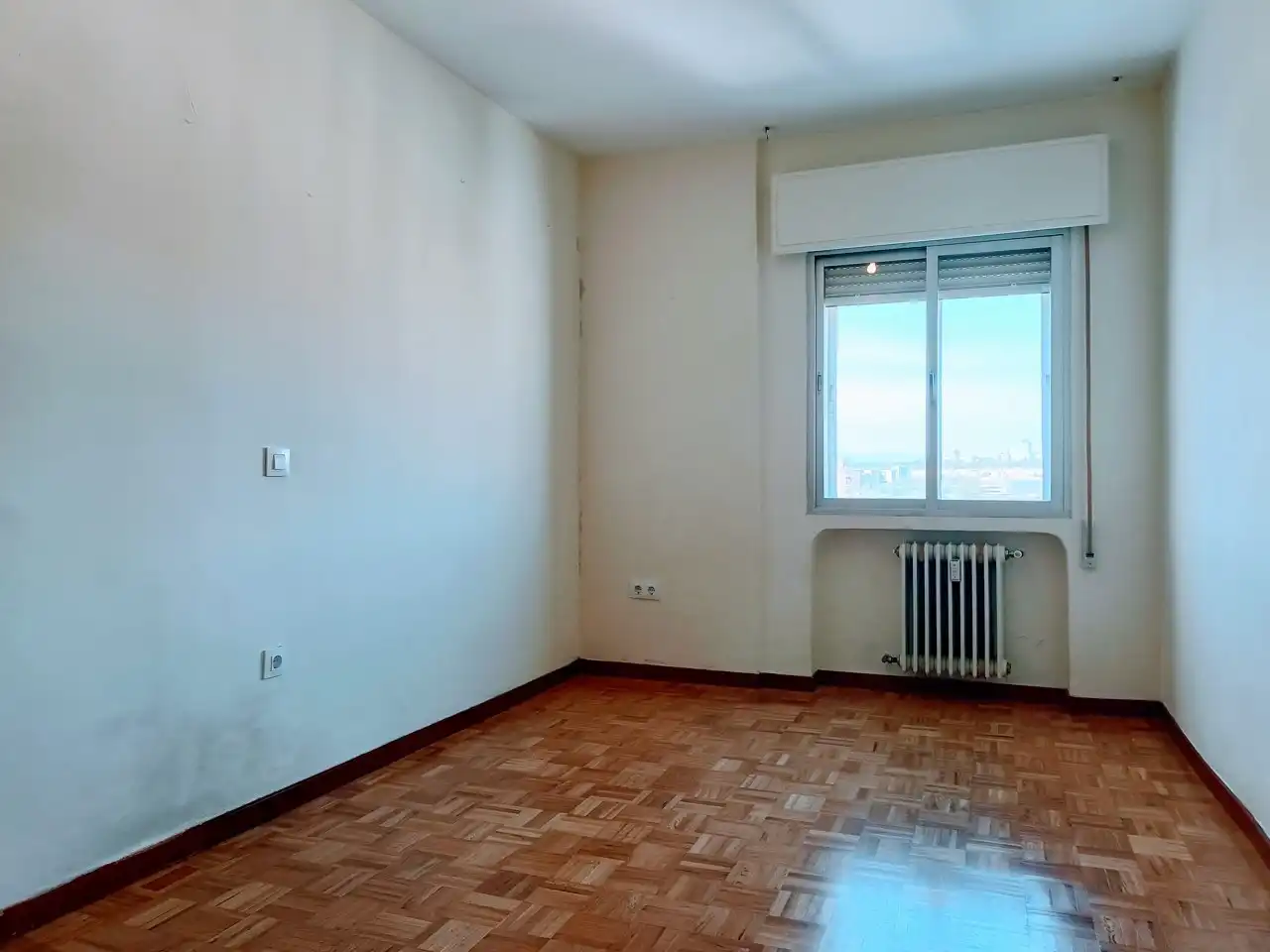 Habitación de Ático de alquiler en Madrid con Aire acondicionado, Calefacción y Parquet