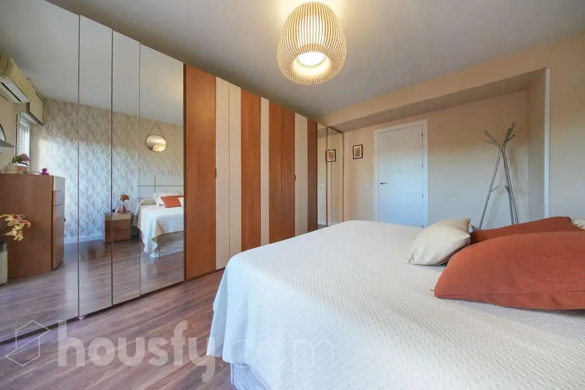 Bedroom of Flat for sale in Usera