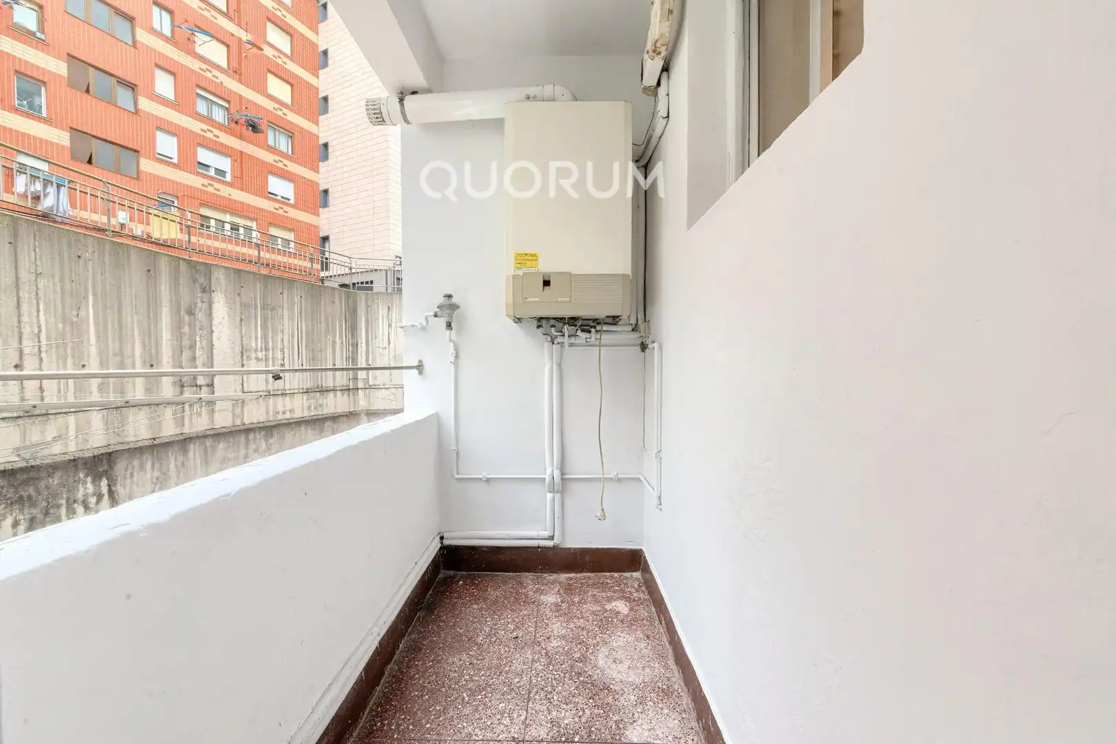 Terrassa de Pis en venda en Basauri  amb Calefacció i Balcó