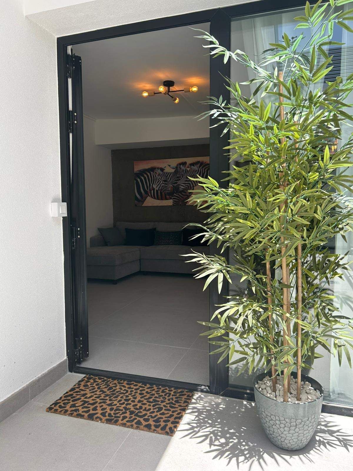Apartamento de alquiler en San Bartolomé de Tirajana con Aire acondicionado, Jardín privado y Terraza